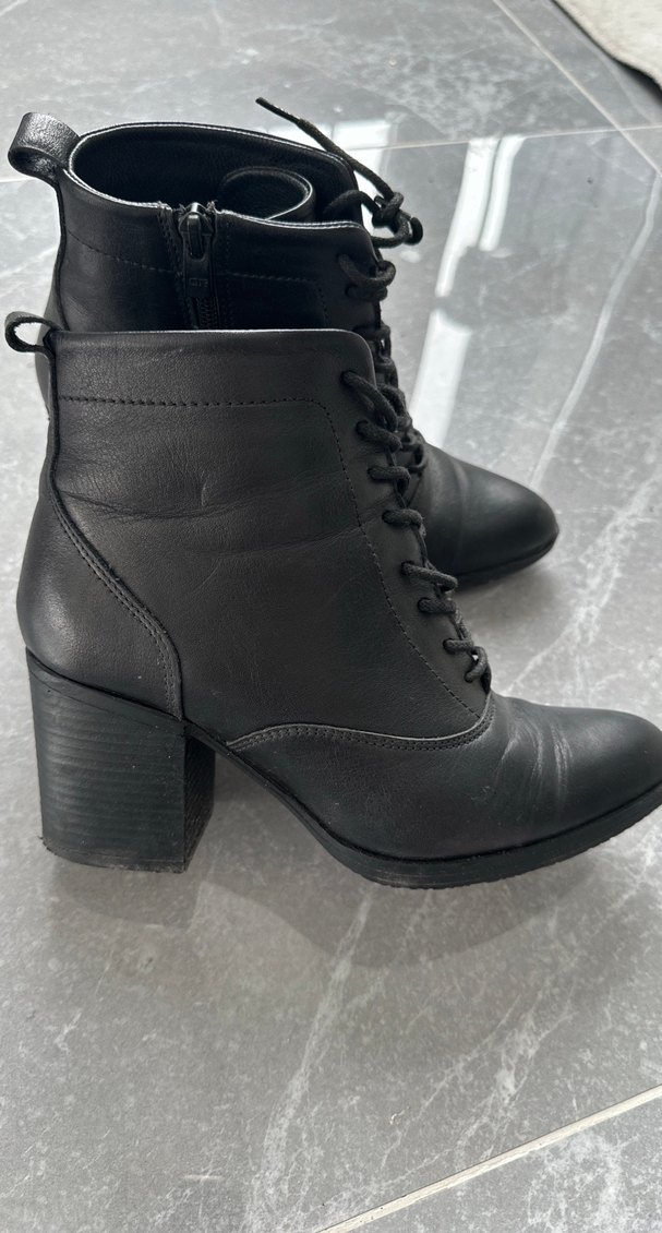 Siyah Hakiki Deri Tokalı Stiletto Topuklu Kadın Bot - Görsel 5