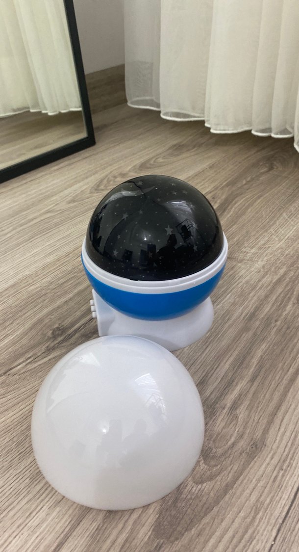 Siyah Yıldız ve Ay Projeksiyon Lambası - Görsel 3