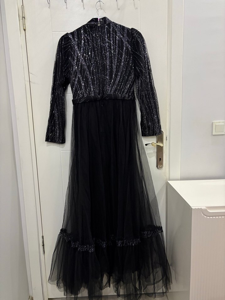 Uzun Kollu Siyah Gotik Abiye Elbise - Görsel 3