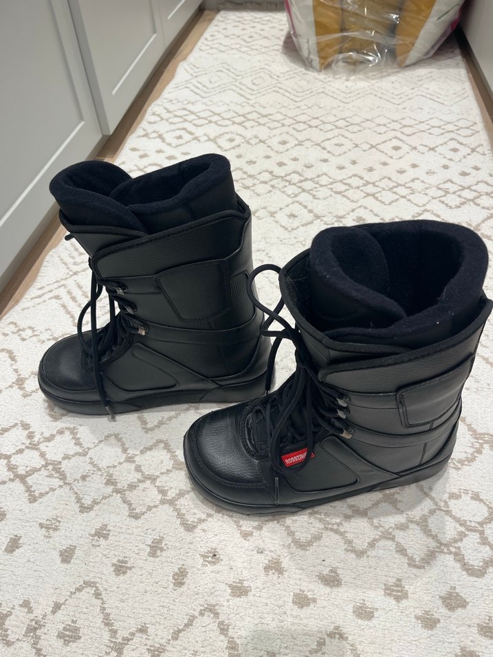 Rossignol snowboard bot - Görsel 3