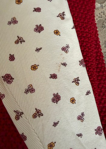 Kız Çocuk Beyaz Çiçek Detaylı Pamuklu Tayt - Görsel 2