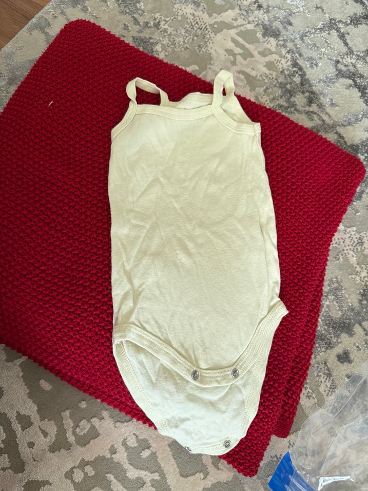 Kolsuz Beyaz Bebek Body, Düğmeli - Görsel 3