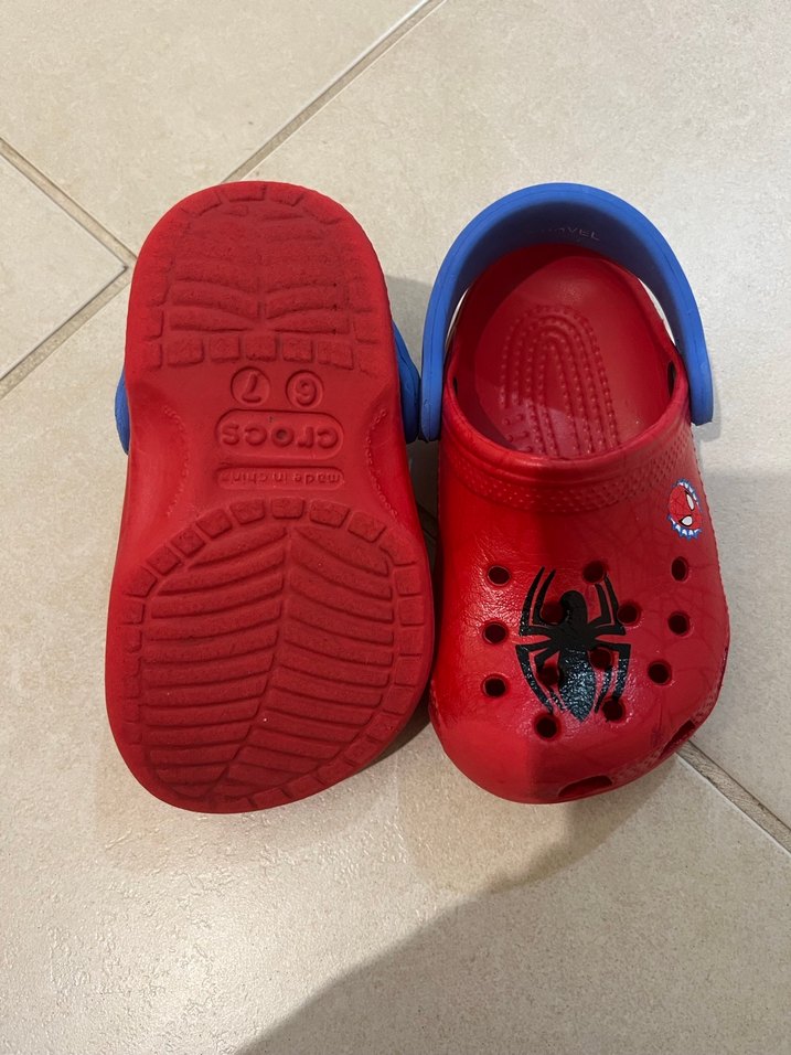 Erkek Çocuk Kırmızı Örümcek Desenli Sandalet - Görsel 3