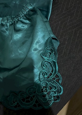 Nakışlı Yeşil Mini İp Askılı Pijama Takımı - Görsel 3