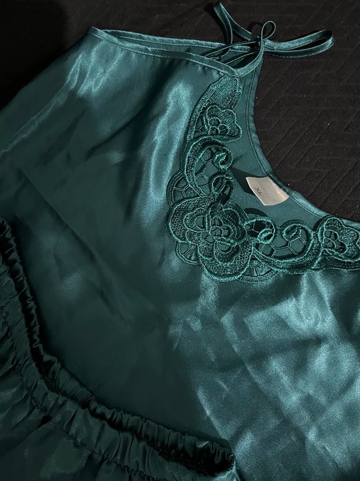 Nakışlı Yeşil Mini İp Askılı Pijama Takımı - Görsel 2