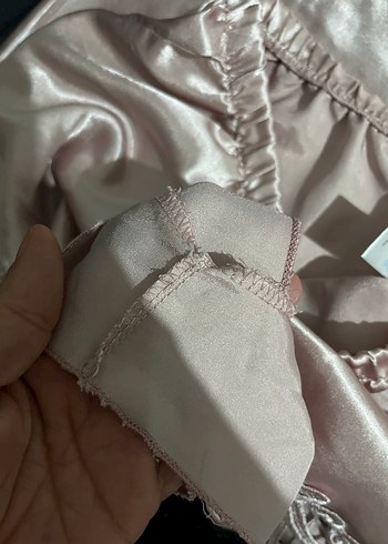 İşlemeli Beyaz Mini Saten Kadın Pijama Takımı - Görsel 5