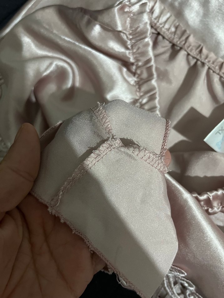 İşlemeli Beyaz Mini Saten Kadın Pijama Takımı - Görsel 5