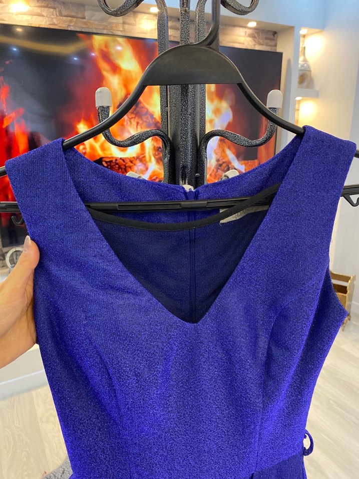 Lacivert V Yaka Kolsuz Midi Elbise - Görsel 2