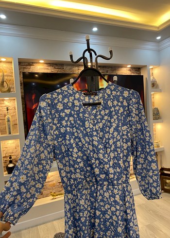 Mavi Çiçekli Uzun Kollu Kadın Elbise - Görsel 2