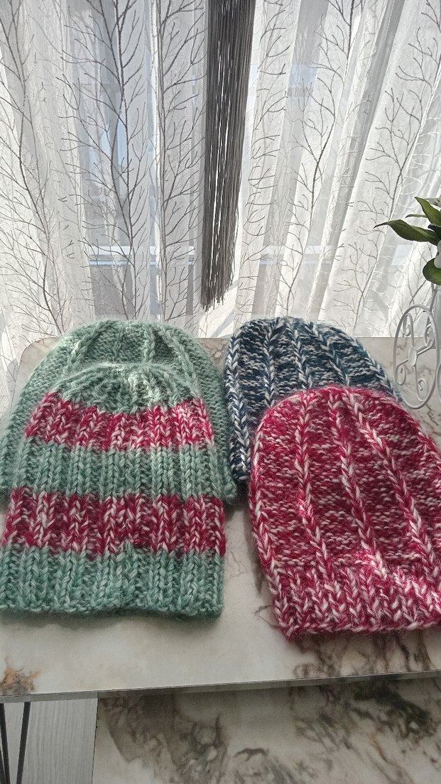 Renkli Örgü Kadın Bere - Görsel 2