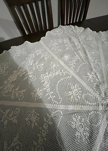 Beyaz İşlemeli Örgü Masa Örtüsü - Görsel 7