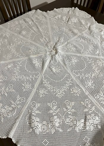 Beyaz İşlemeli Örgü Masa Örtüsü - Görsel 4