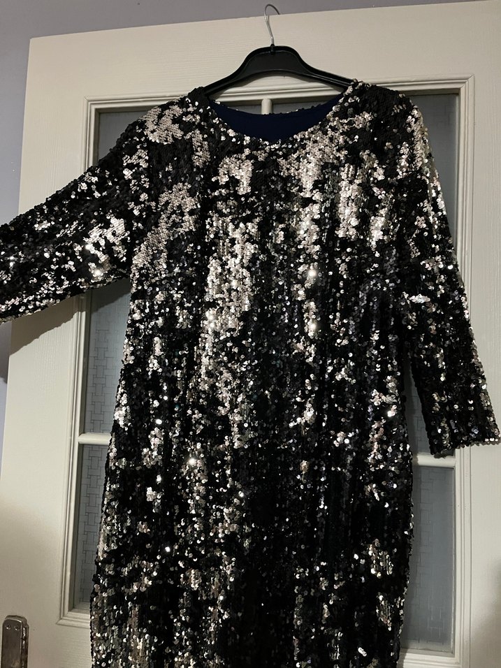 Siyah Payetli Uzun Kollu Gece Elbisesi - Görsel 3