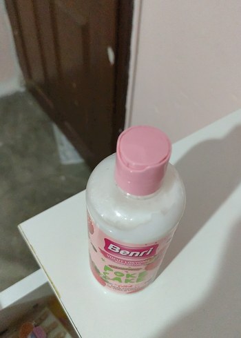 Benri Çilek Aromalı Vücut Losyonu - Görsel 2