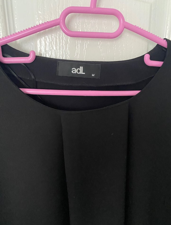 Siyah Uzun Kollu Pilili Bluz - Görsel 5