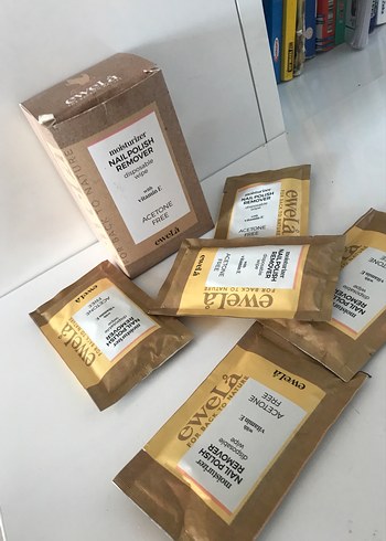 Ewela Asetonsuz Vitamin E İçerikli Oje Temizleyici Mendil - Görsel 2