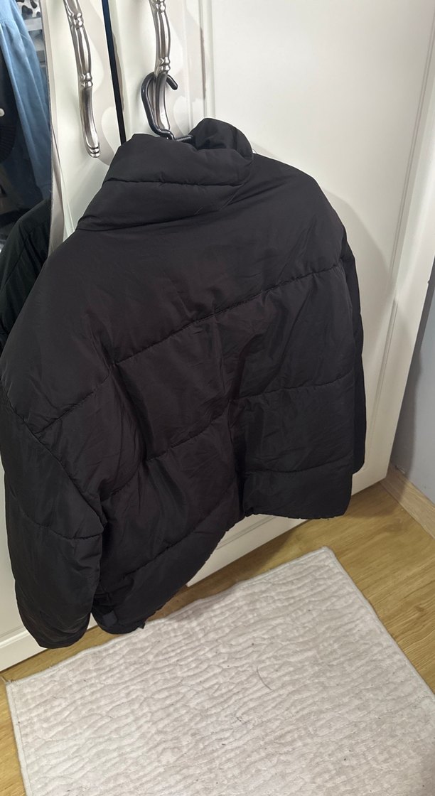 Siyah Fermuarlı Kadın Kışlık Mont - Görsel 3