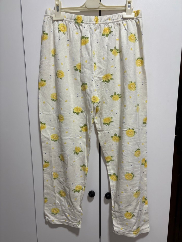 Sarı Çiçek Desenli Kadın Pijama Takımı - Görsel 2