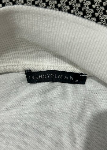 TRENDYOLMAN Polo Yaka T-Shirt - Görsel 4