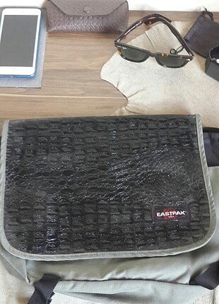 Eastpak Çapraz Çanta 