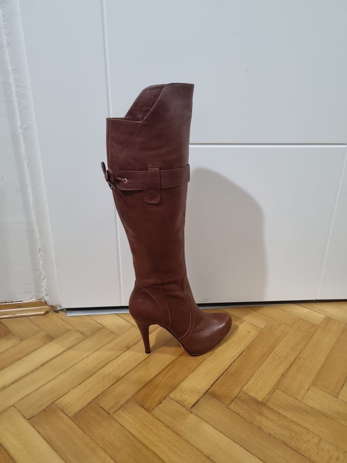 Karmen Marka Topuklu Deri Çizme - Görsel 4