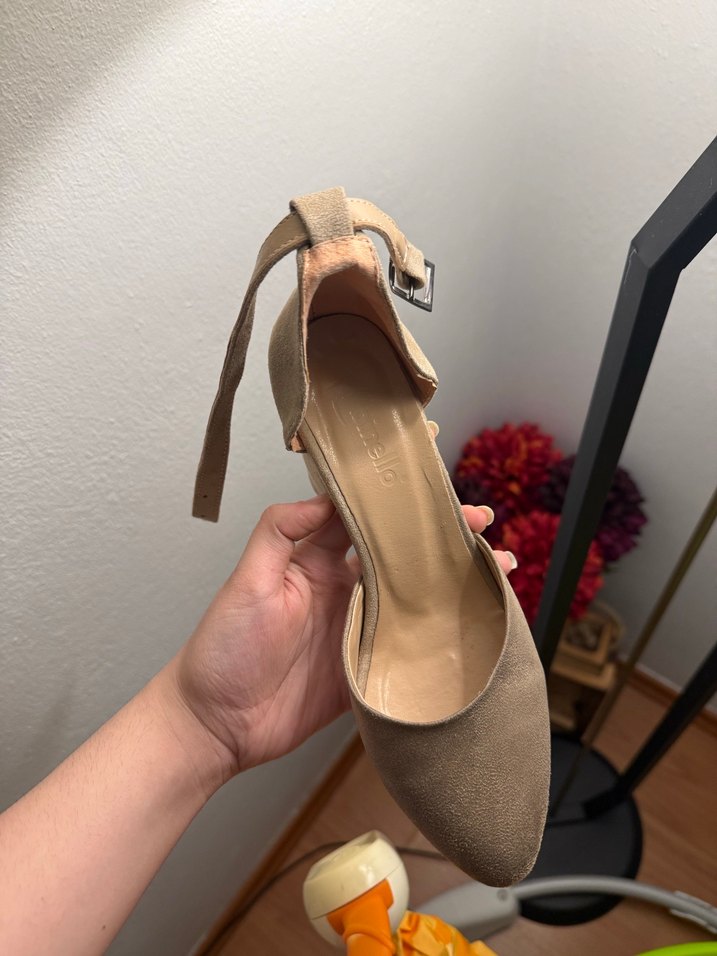 Bej Süet Kadın Dolgu Topuklu Ayakkabı - Görsel 2