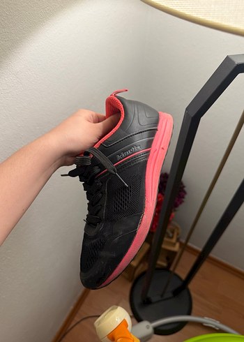 Kırmızı Siyah Elastik Bağcıklı Kadın Spor Ayakkabı - Görsel 2