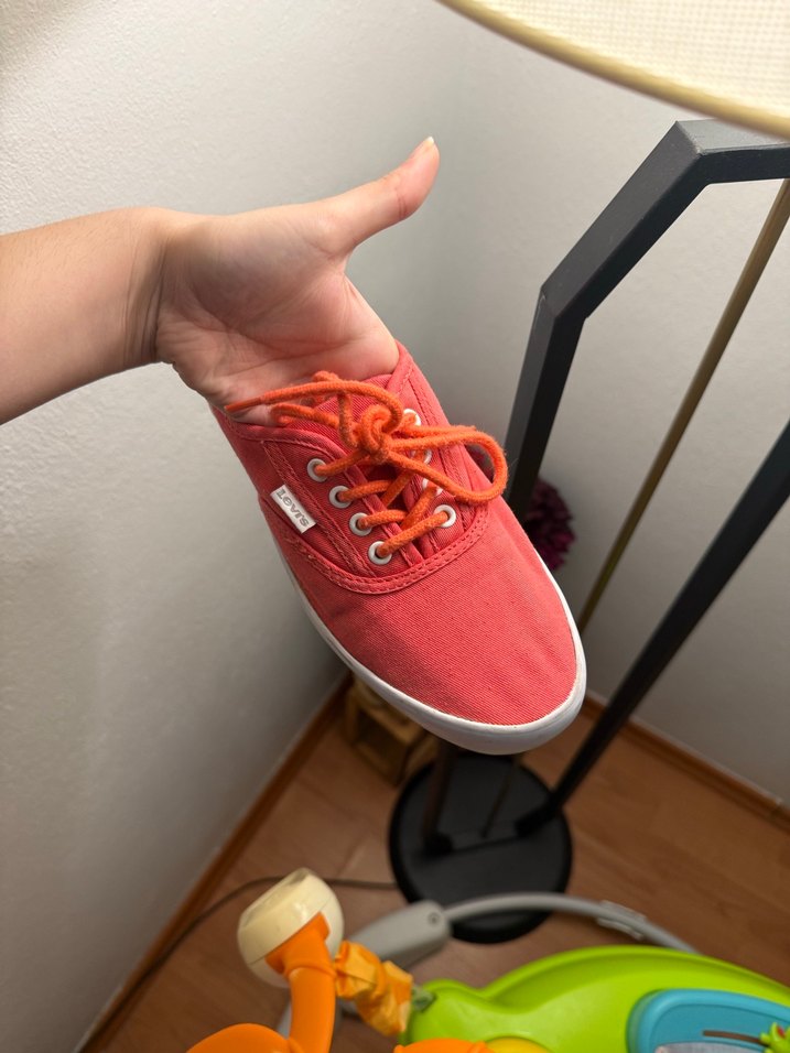 Levi's Kırmızı Bağcıklı Kadın Spor Ayakkabı - Görsel 2