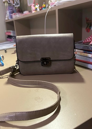 Gri Deri Tokalı Kadın Çanta - Görsel 2