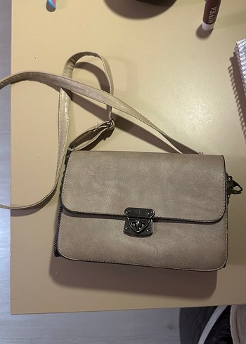 Gri Deri Tokalı Kadın Çanta - Görsel 3