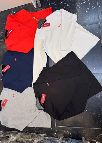 Levis Oversize Uzun Kol Tisort