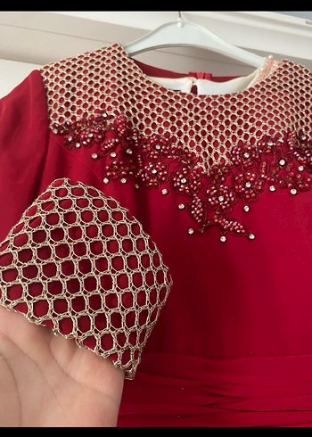 Uzun Kollu Kırmızı İşlemeli Kadın Elbise - Görsel 2