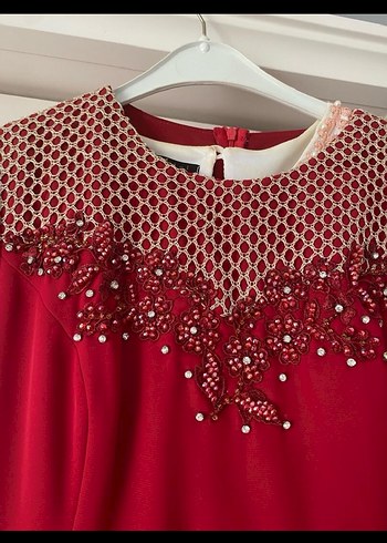 Uzun Kollu Kırmızı İşlemeli Kadın Elbise - Görsel 3