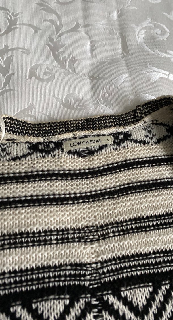 Bohem Gri Nakışlı Uzun Triko Hırka - Görsel 3