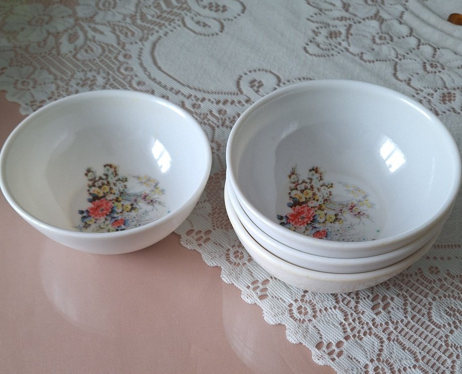 Beyaz Çiçek Desenli 4'lü Melamin Kase Seti - Görsel 2