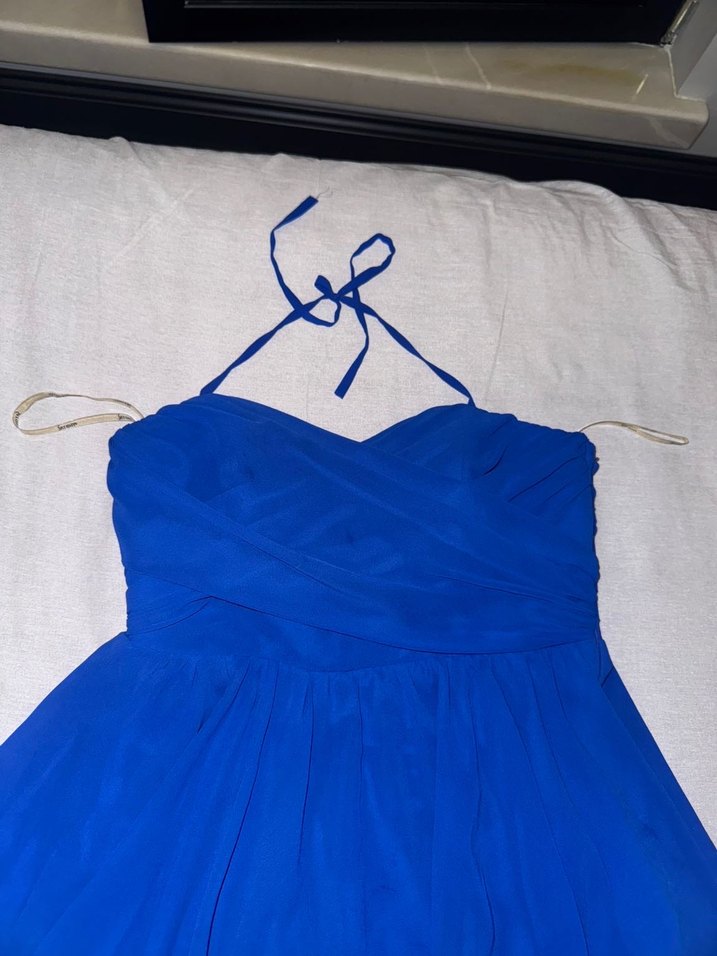 Mavi Straplez Fırfırlı Midi Abiye Elbise - Görsel 4