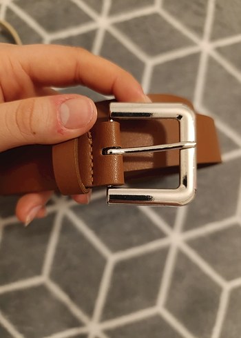 Bej ve kahverengi deri tokalı kadın kemer hiç kullanılmamış - Görsel 3