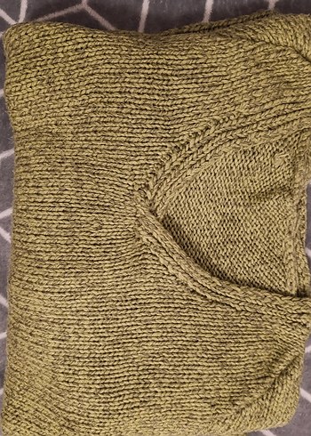 Gri V Yaka Kadın Örgü Yün Kazak - Görsel 4