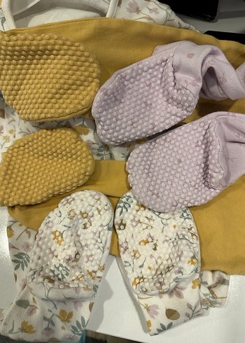 Çiçek Desenli Beyaz Bebek Kız Tulum - Görsel 5