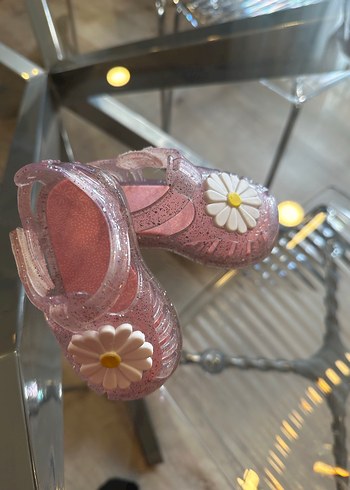 Kız Çocuk Pembe Çiçekli Tokalı Terlik - Görsel 2