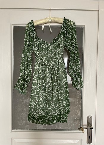 Uzun Kollu Yeşil Çiçekli Midi Elbise - Görsel 2