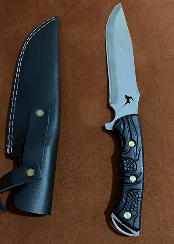 Siyah Saplı Keskin Bıçak ve Deri Kılıfı - Görsel 3