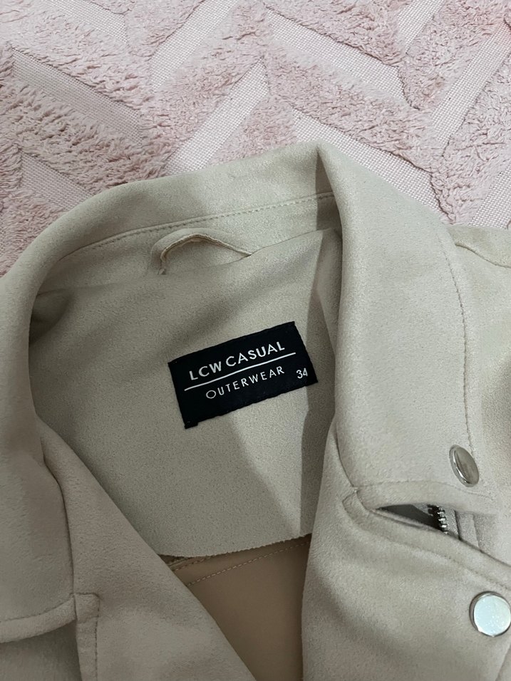 Bej Kadın Süet Kısa Deri Ceket - Görsel 2