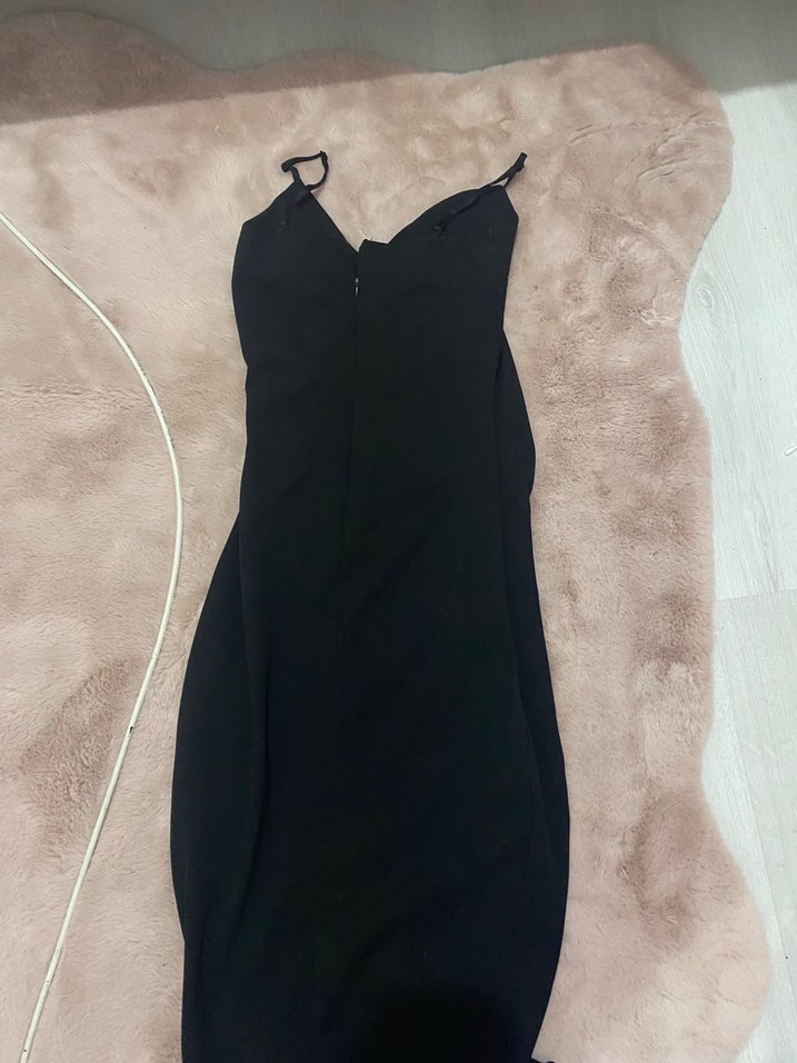 Siyah Drapeli V Yakalı Yırtmaçlı elbise - Görsel 3