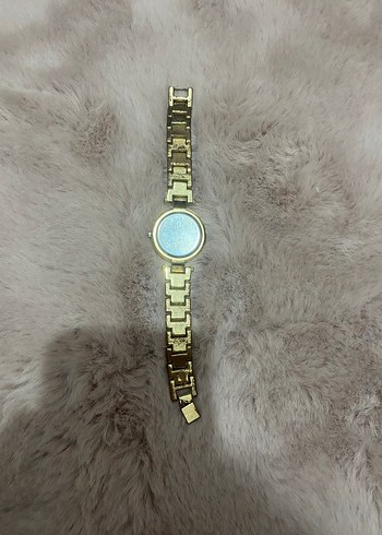 Altın Renk Kadın Kol Saati - Görsel 3