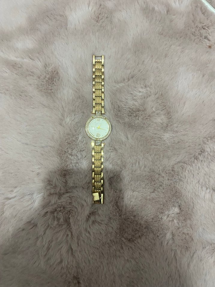 Altın Renk Kadın Kol Saati - Görsel 2