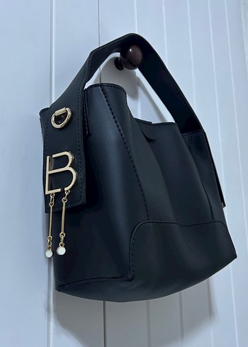 Siyah Deri Kadın Omuz Çantası - Lucky Bees - Görsel 2