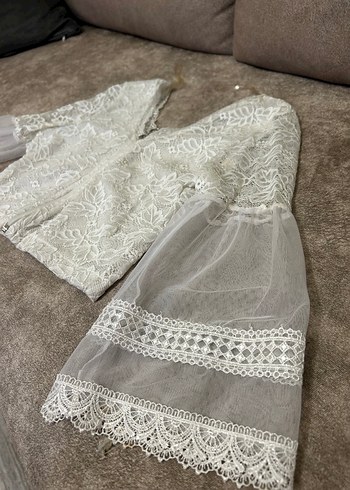 Dantel Detaylı Beyaz Bohem Mini Bluz - Görsel 2