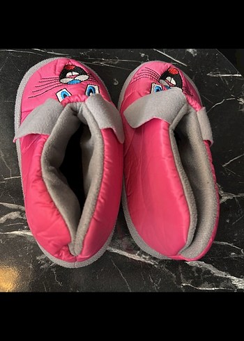 Kızlar için Renkli Nakışlı Sıcak Terlik - Görsel 3