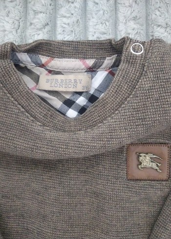 Burberry 6-9 Ay